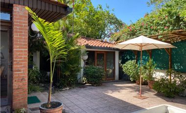 Venta de casa en Altos del Golf GTA