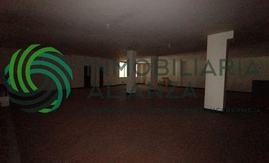 edificio en arriendo en centro. Cod A10025