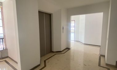 edificio en arriendo/venta en el chico. Cod A700110