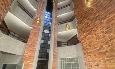 edificio en arriendo/venta en el chico. Cod A700110