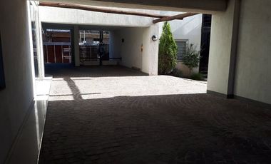 Departamento Tipo Casa en venta en Quilmes Oeste