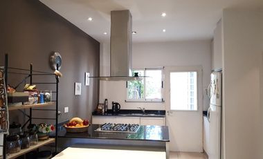 Departamento Tipo Casa en venta en Quilmes Oeste