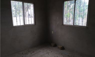 Casa 3 recs. en obra gris, colonia Jardín Juárez Jiutepec, Mor.