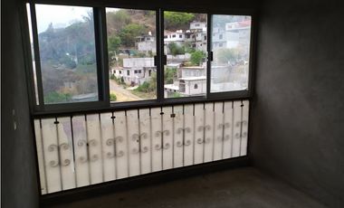 Casa 3 recs. en obra gris, colonia Jardín Juárez Jiutepec, Mor.