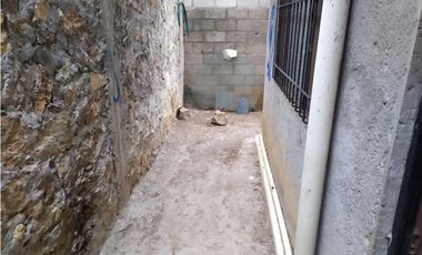 Casa 3 recs. en obra gris, colonia Jardín Juárez Jiutepec, Mor.