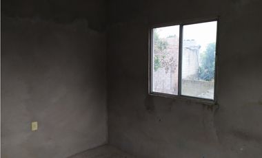 Casa 3 recs. en obra gris, colonia Jardín Juárez Jiutepec, Mor.