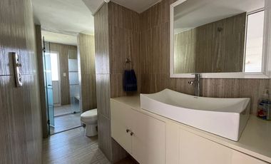 CASA EN VENTA LOMAS DE COCOYOC JARDIN Y ALBERCA 4R