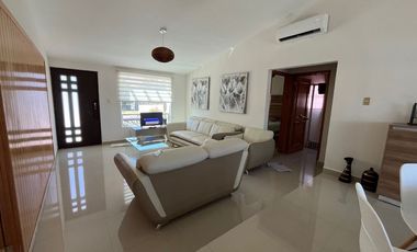 CASA EN VENTA LOMAS DE COCOYOC JARDIN Y ALBERCA 4R