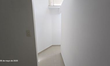 local en arriendo en aves maria. Cod A212800