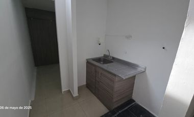 local en arriendo en aves maria. Cod A212800