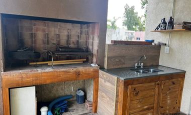 Venta Casa quinta 4 ambientes Francisco Álvarez