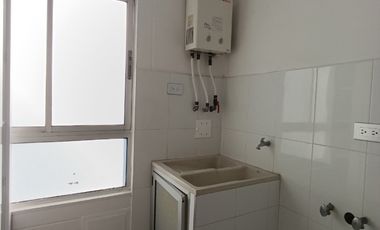 apartamento en venta en la floresta. Cod V31705