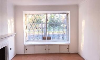 Casa en arriendo de 7 dorm. en La Reina
