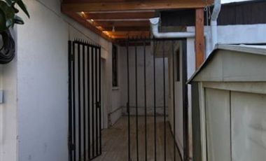 Casa en arriendo de 7 dorm. en La Reina