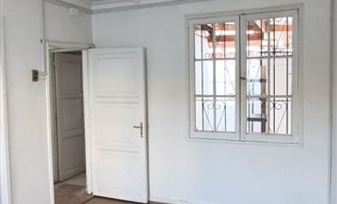 Casa en arriendo de 7 dorm. en La Reina