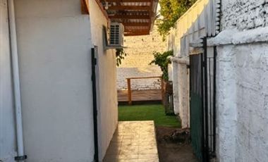 Casa en arriendo de 7 dorm. en La Reina