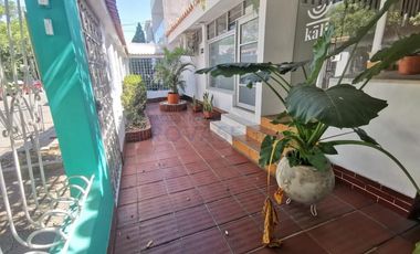 casa-local en venta en barrio blanco. Cod V101909
