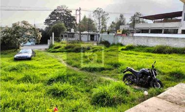 Terreno a pie de  carretera con 1809m2 en venta. Coatepec