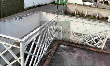 Terreno a pie de  carretera con 1809m2 en venta. Coatepec