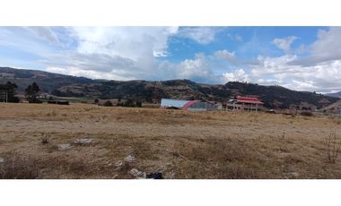 VENDO TERRENO 7,000 M2 A PIE DE AUTOPISTA PUCYURA ANTA CUSCO