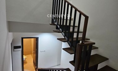 Rumah Minimalis Di Wisteria Metland Menteng Siap Huni