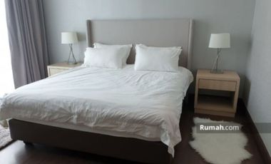 For Rent 4BR+1 Luxury Apartment at Pakubuwono Signature