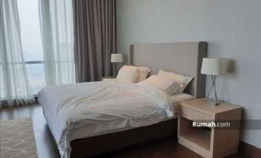 For Rent 4BR+1 Luxury Apartment at Pakubuwono Signature