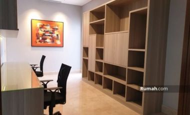 For Rent 4BR+1 Luxury Apartment at Pakubuwono Signature