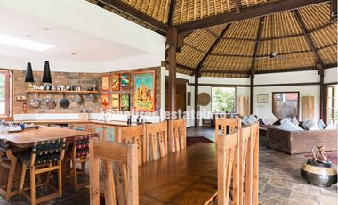 Nyambu Luxury Villa &ndash; Ricefield, Jungle and River views