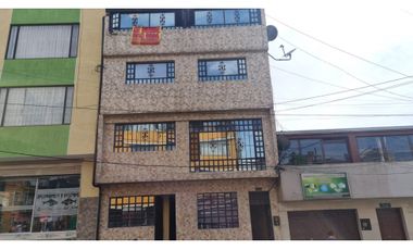 Venta casa en San Isidro, San Cristobal, con 8 apartamento interiores