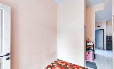 Rumah SHM Hadap Selatan 15 Mnt ke Stasiun Citayam Siap KPR J-48714