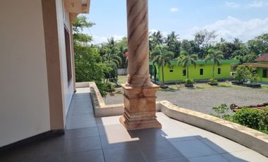 DIJUAL RUMAH MEWAH SHM BAK ISTANA HANYA 15 MENIT KE BANDARA YIA