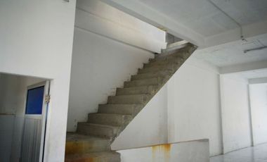 JUAL RUKO 3 LANTAI TYPE 290-180 DI JL.GARUDA SAKTI TAMPAN