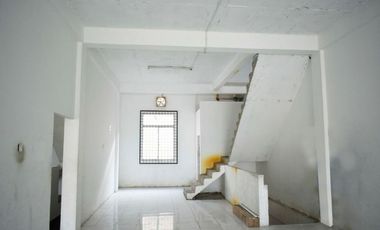 JUAL RUKO 3 LANTAI TYPE 290-180 DI JL.GARUDA SAKTI TAMPAN