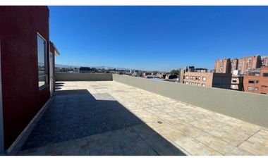 Renta edificio 720 m2 norte de Bogotá