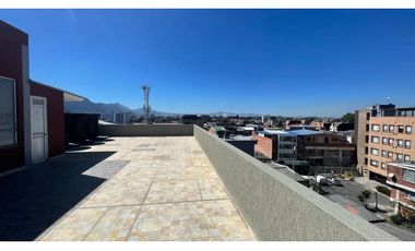 Renta edificio 720 m2 norte de Bogotá