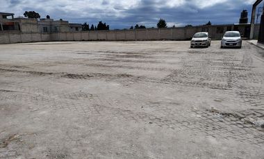 Terreno 1560 m2 bardeado.  A 10 min. del Aeropuerto y muy cerca de Parque Industrial Toluca 2000