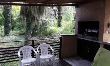 Retasada Amoblada Con 3 Dormitorios, Dos Baños, Costa Este. Oferta