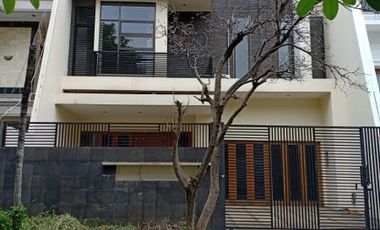 Dijual Rumah tinggal Diperumahan Permata Buana Jakarta Barat 2 Lantai Siap Huni