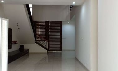 Dijual Rumah tinggal Diperumahan Permata Buana Jakarta Barat 2 Lantai Siap Huni
