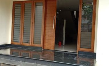 Dijual Rumah tinggal Diperumahan Permata Buana Jakarta Barat 2 Lantai Siap Huni