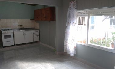 VENTA PH 2 AMBIENTES CON JARDIN, CHILAVERT