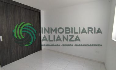 apartamento en arriendo en antonia santos. Cod A15653