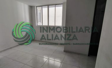 apartamento en arriendo en antonia santos. Cod A15653