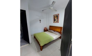 SE VENDE CASA DE DOS NIVELES EN BARRIO MOCARI
