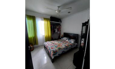 SE VENDE CASA DE DOS NIVELES EN BARRIO MOCARI