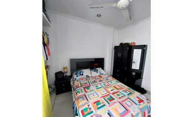 SE VENDE CASA DE DOS NIVELES EN BARRIO MOCARI