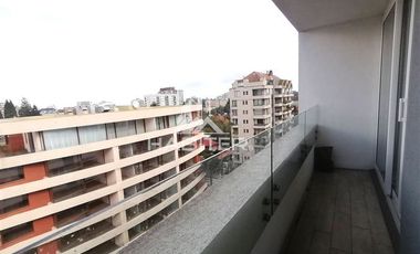 Departamento en Venta en Condominio Maringá, ubicado en Calle Inglaterra a pasos de la Universidad Mayor, Universidad Católica