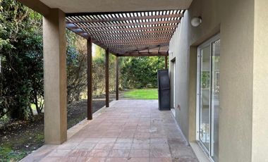 ALQUILER DE CASA EN ECHEVERRIA DEL LAGO- CANNING