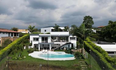 VENTA de CASAS en PEREIRA